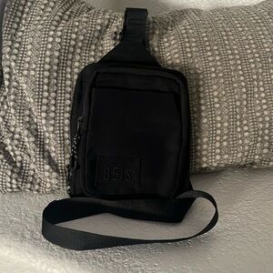 Beis Sling Bag